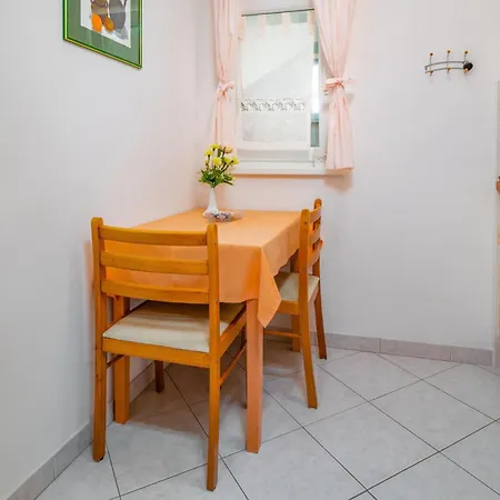 Apartment Awesome In With Kitchen *